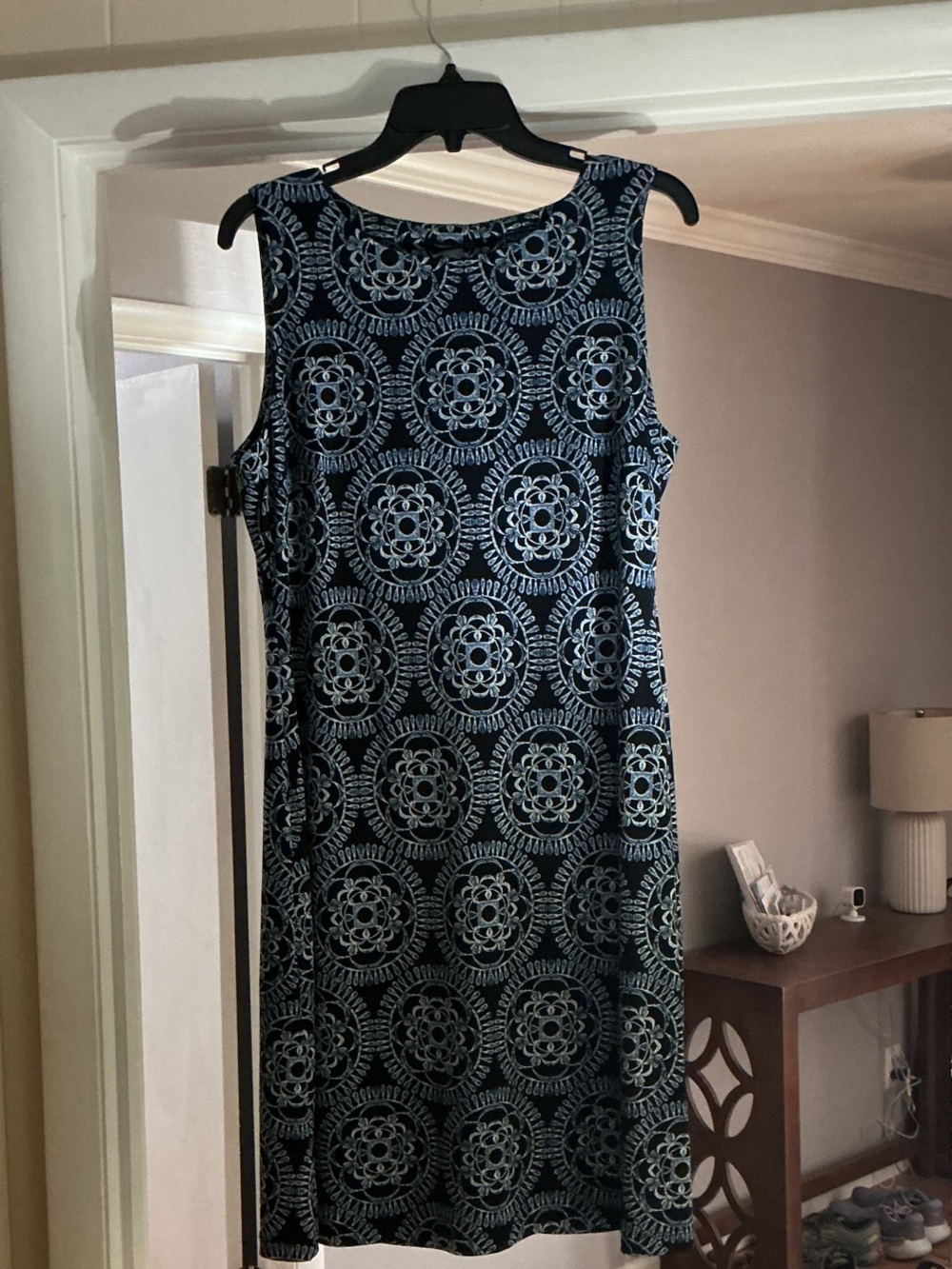 Tommy Hilfiger Navy and Light Blue Sleeveless Patterned Shift Dress